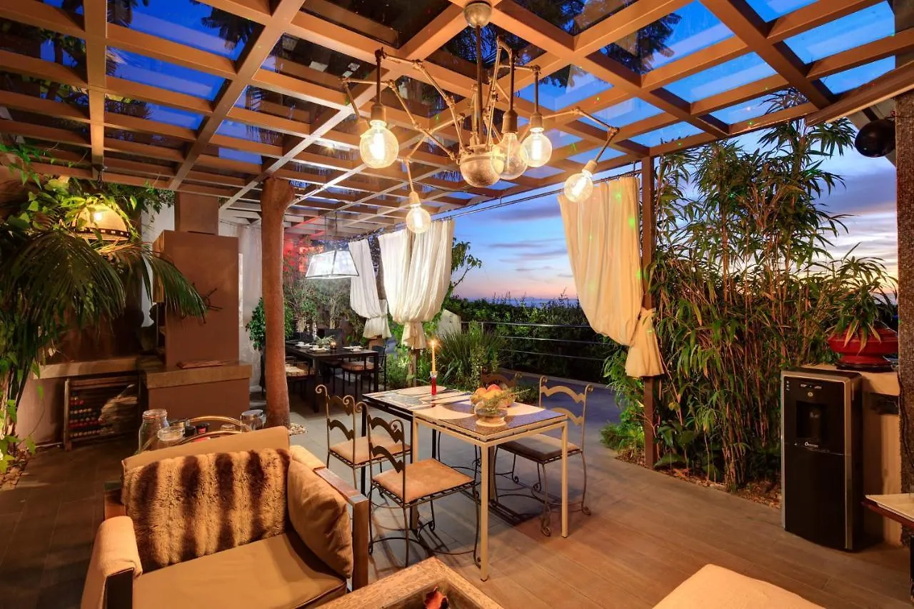 בית אירוח Marbella Boutique Art Suites ספרד