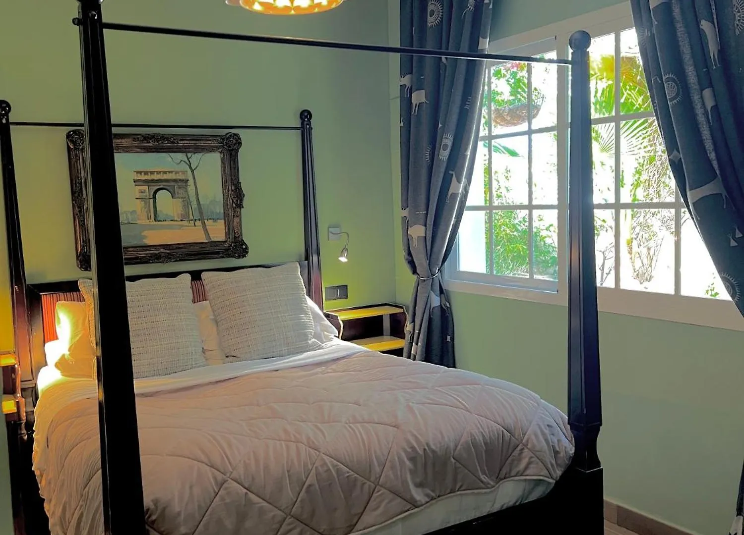 Marbella Boutique Art Suites 0*,  Espanha