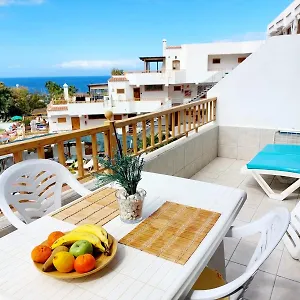 beautiful-and-cosy-apartment-in-playa-de-lasamericas.tenerifehoteles.net/