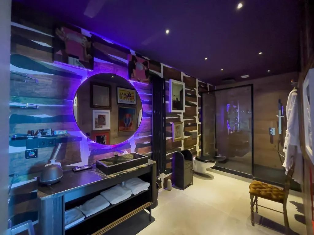 Marbella Boutique Art Suites Homestay